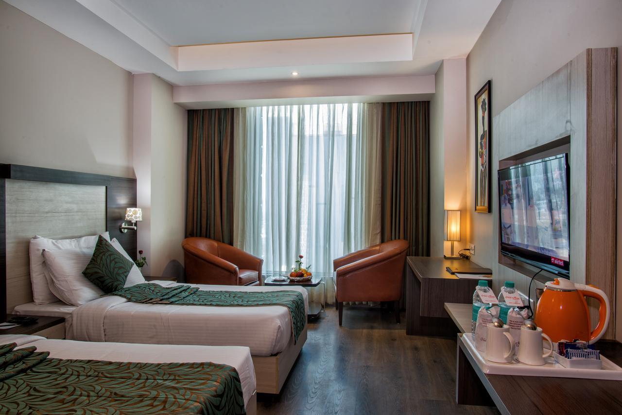 Hide Away Suites Noida Eksteriør bilde