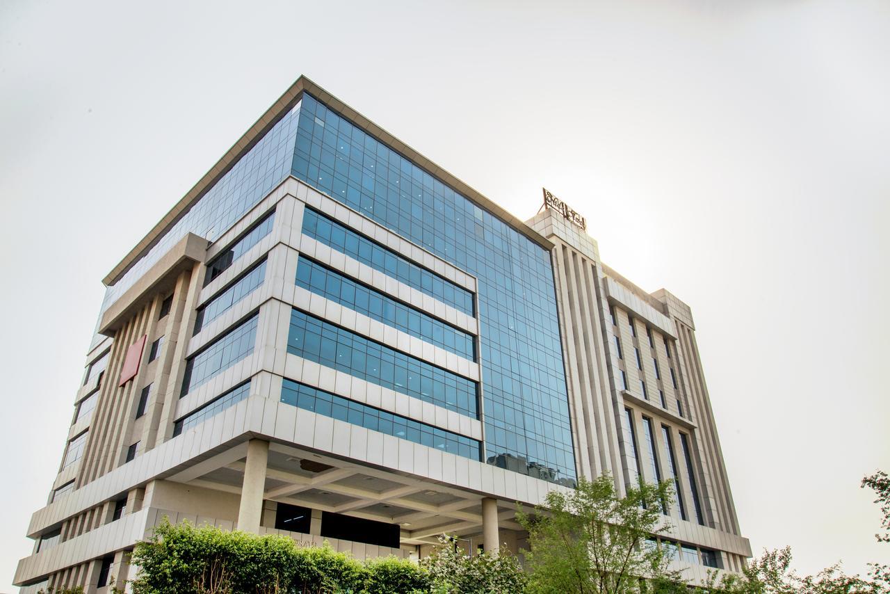 Hide Away Suites Noida Eksteriør bilde